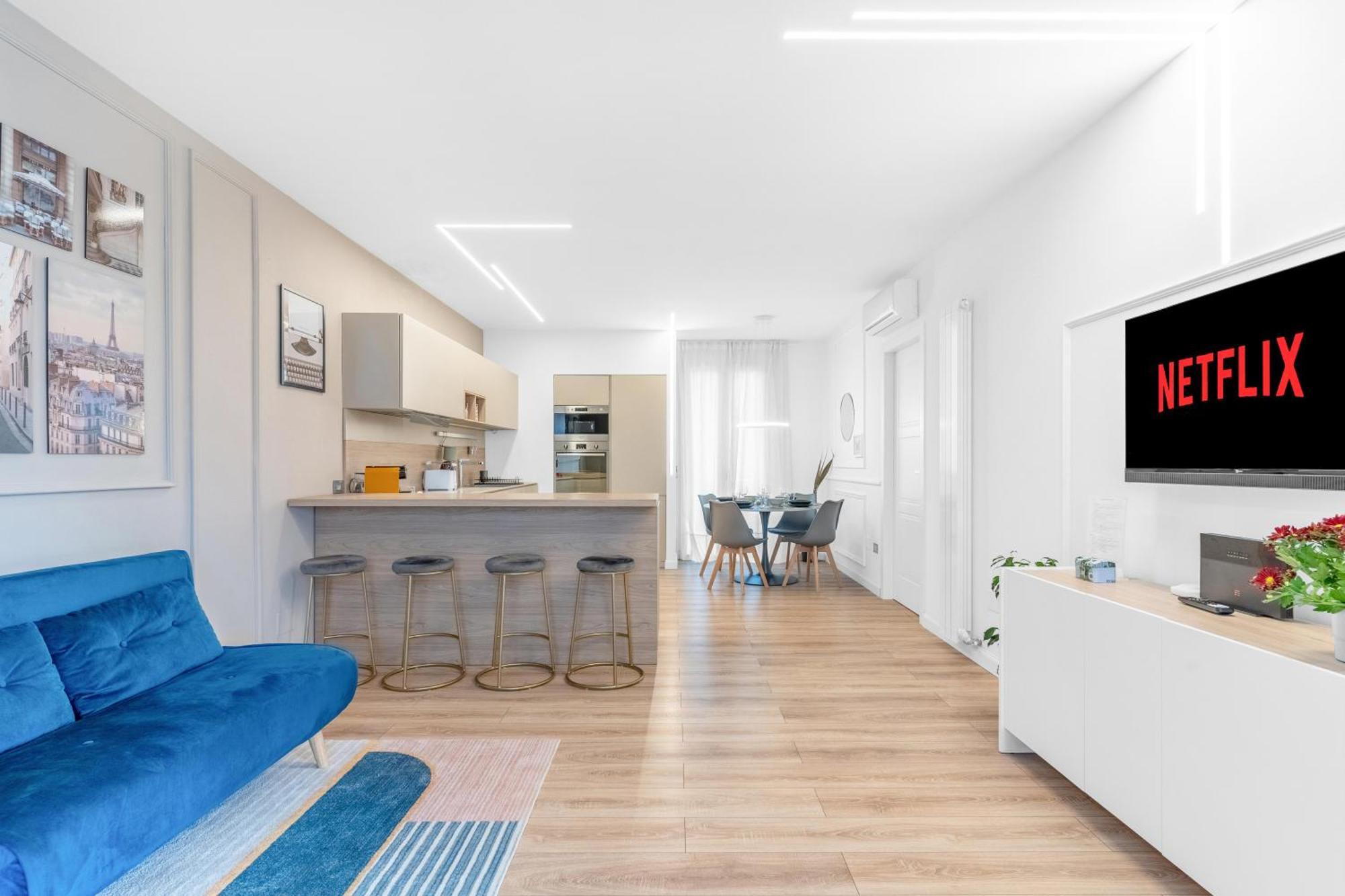 -Free Pool And Parking- Garda House Apartments Кастелнуово дел Гарда Екстериор снимка